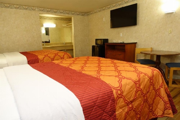 Tropic Lodge image 25